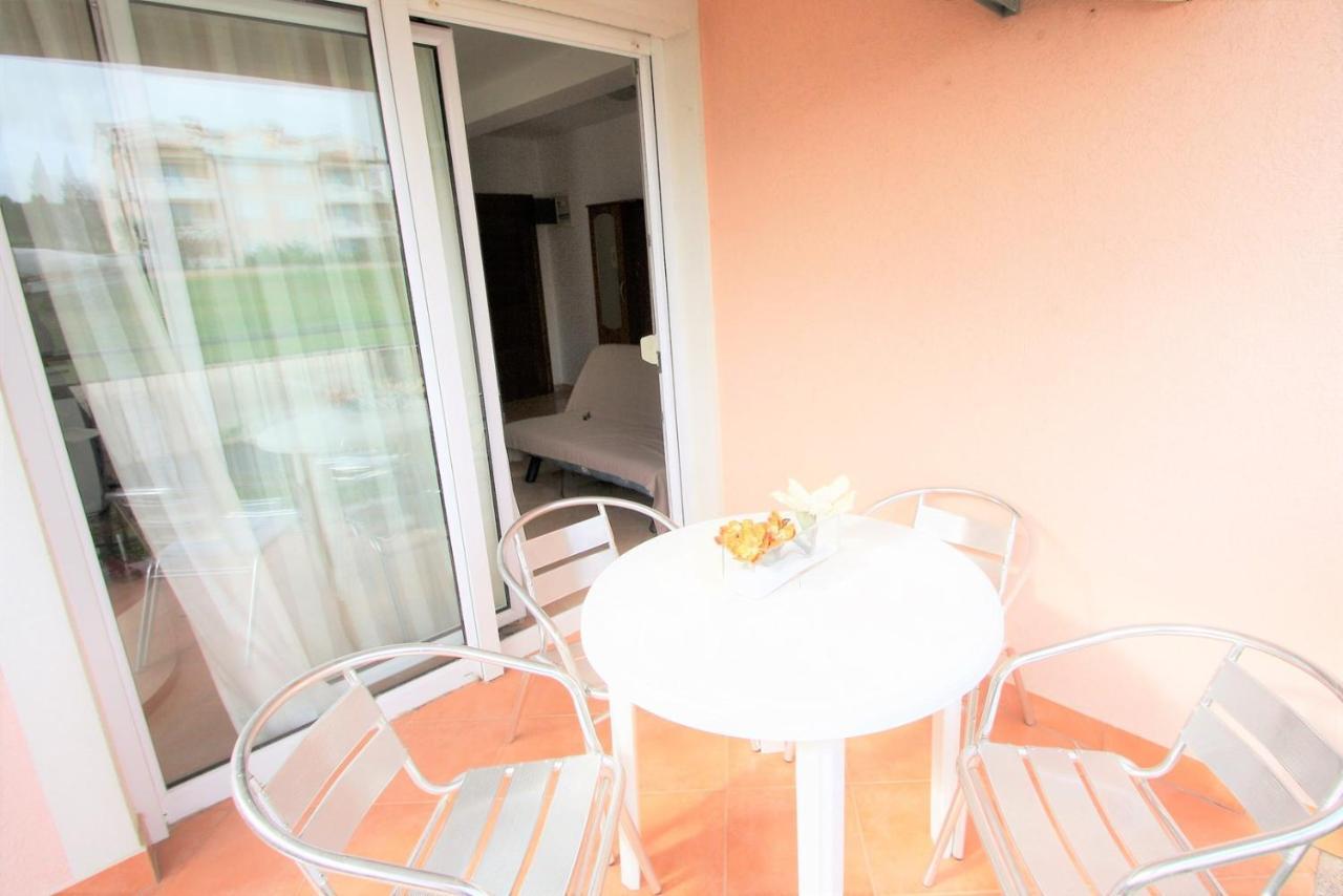 Apartment Mendikovic Poreč Exterior foto